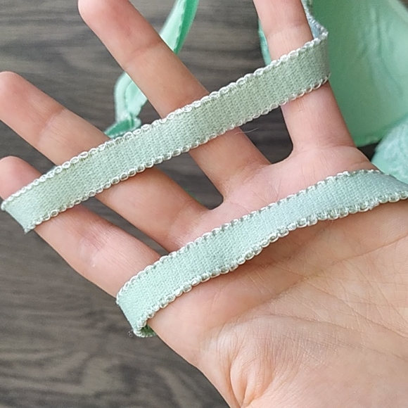 La Vie en Rose Spring Green Bra - Picture 5 of 8